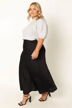 Nellie Satin Midi Skirt - Black(XS)