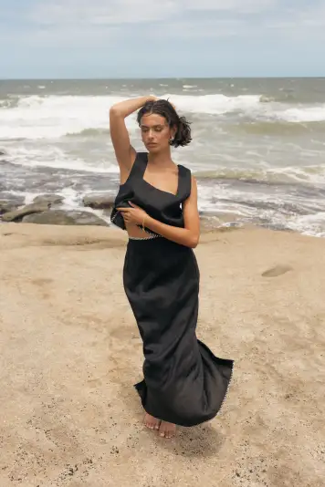 Odette Midi Skirt - Black(XS)