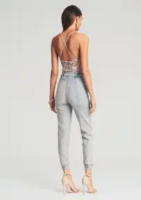 Myla Pant(Romano,23)
