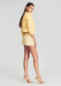 Suzi Short(Lemonade,23)