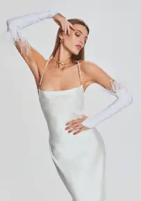 Penny Feather Gloves - White