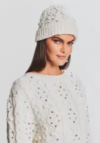 Evia Embellished Knit Hat - Ivory