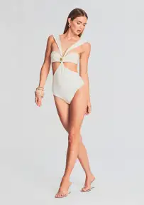 Leonie One Piece