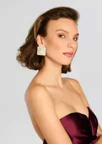 Nikki Pearl Earrings - Gold