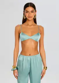 Courtney Bralette