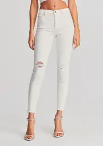 Maya Mid-Rise Jean