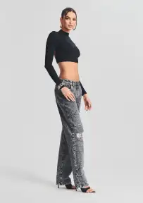 Monica Pant(Rain,23)