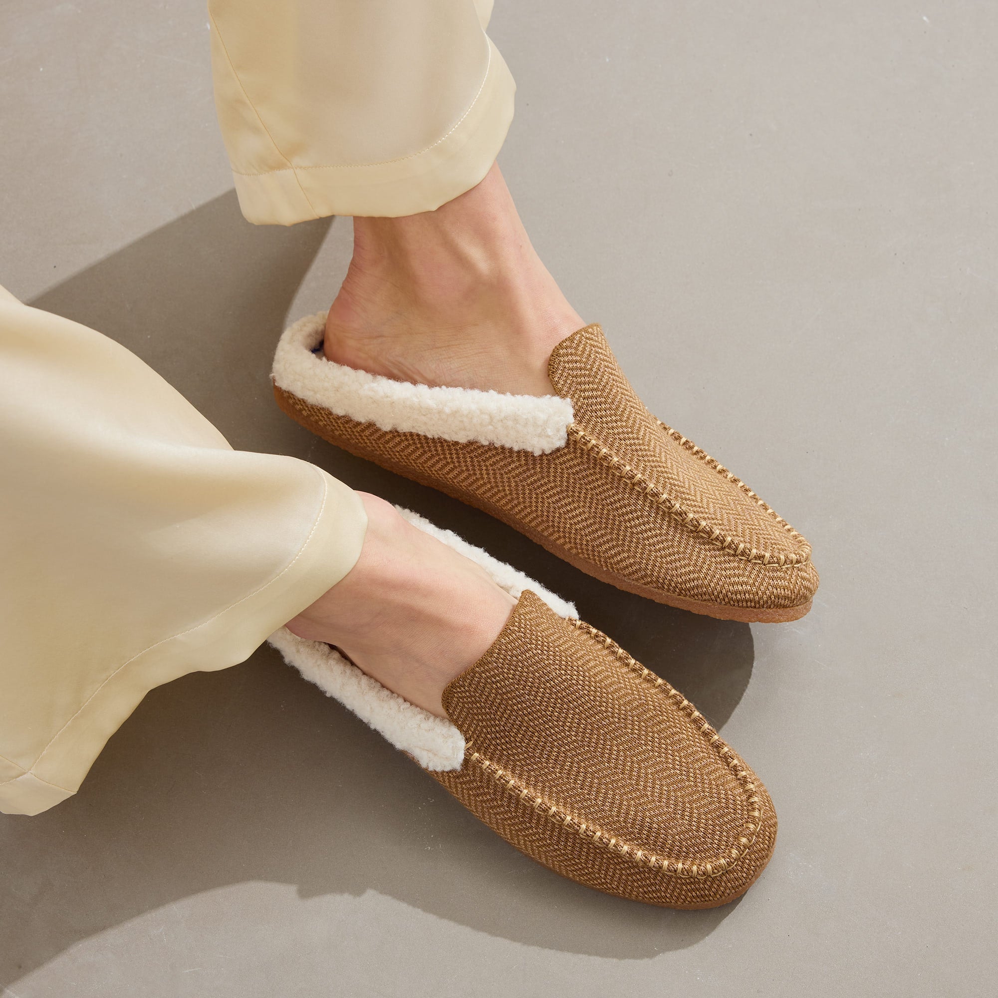 The Scuff Slipper - Caramel Herringbone(Caramel Herringbone,5)