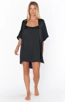 First Look Robe ~ Black Luxe Satin(XXS)