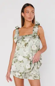 Makeup Tank ~ Secret Garden