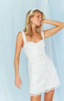 Off the Market Dress ~ Embellished Tulle Floral(XS)