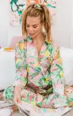 Han's Scrunchie ~ Hannahs Pineapple Dream(OS)