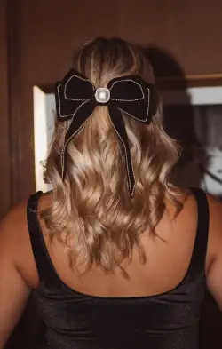 Samantha Velvet Hair Bow ~ Black(OS)