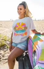 Point Dune Tee ~ Malibu Barbie™ Graphic(XS)