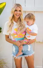 Point Dune Tee ~ Malibu Barbie™ Graphic(XS)