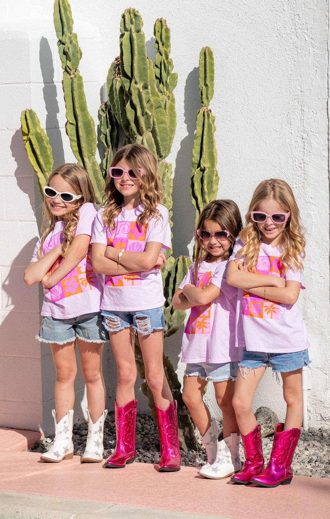 Little Travis Tee ~ Pink Daisy Graphic
