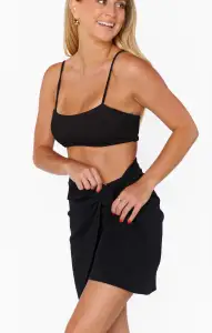 Leyla Sarong ~ Black Crinkle Flow(S/M)
