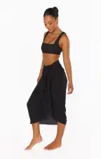 Kiran Sarong ~ Black(OS)