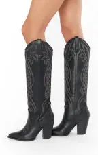 Steve Madden Lasso Western Boot ~ Black(6)