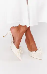 Dolce Vita Kayli Heel ~ White Satin(6)