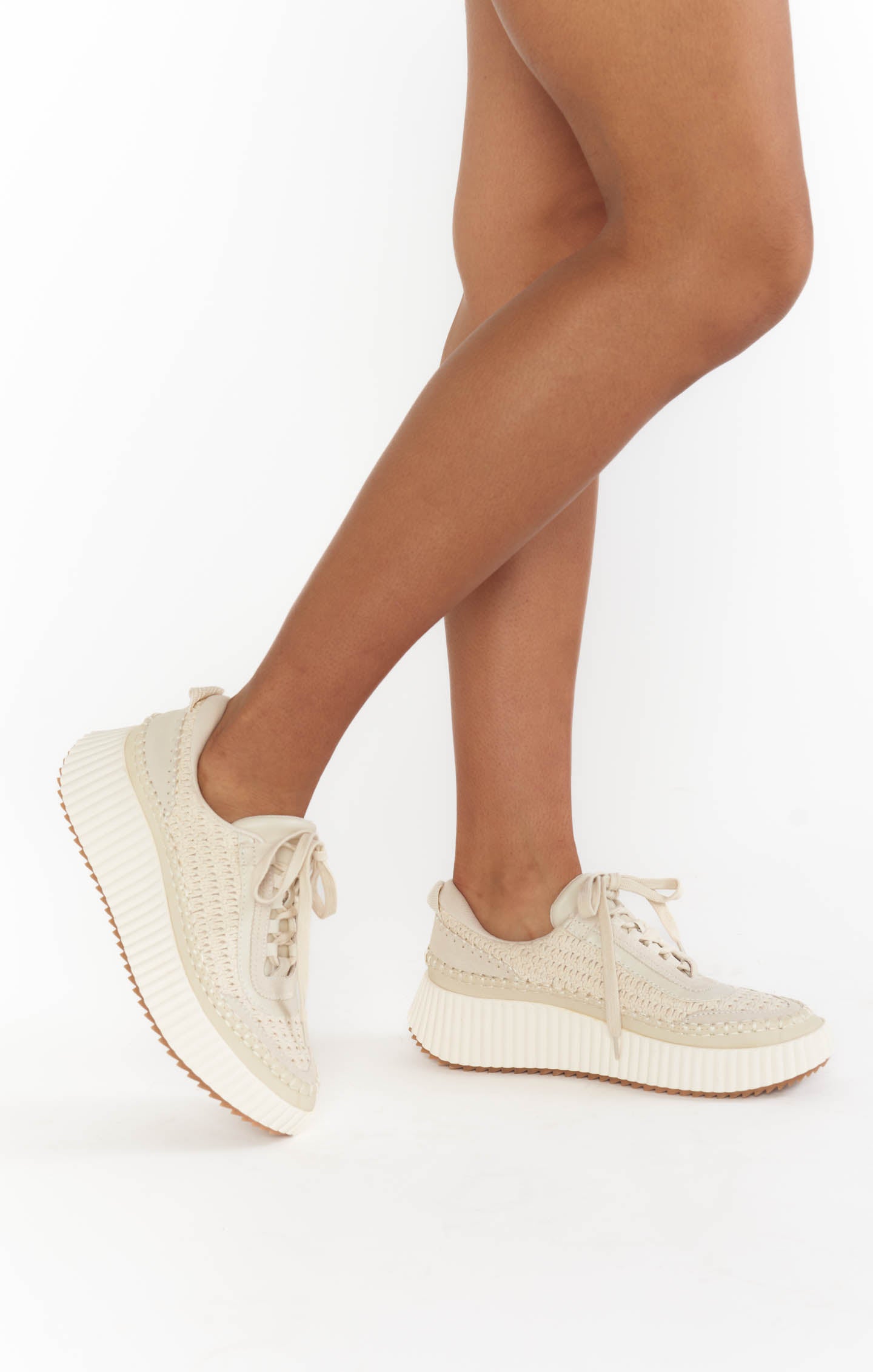 Dolce Vita Dolen Sneaker ~ Sandstone(6)