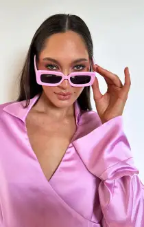 Malibu Sunglasses ~ Pink(OS)