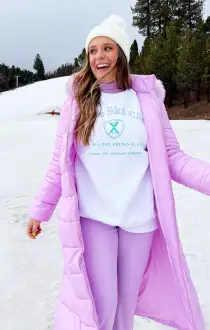 Stanley Sweatshirt ~ Apres Ski Club Graphic(XS)