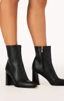 Billini Kaysen Bootie ~ Black(6)