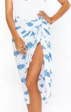 Kiran Sarong ~ Barefoot in Bali(OS)