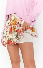 Nat Skort ~ Ivory Hillside Floral(XS)