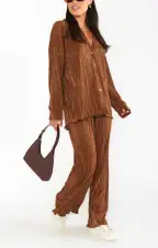 Everywhere Button Down ~ Chocolate Pleat(XS)