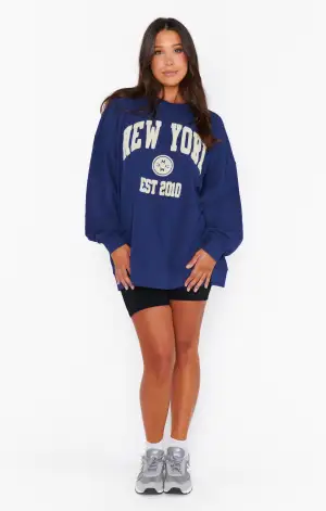 Steve Sweatshirt ~ New York Graphic(XS)