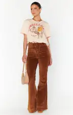 Travis Tee ~ Distressed Cowgirl Graphic(XS)