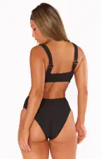 Sail Bottom ~ Black Scrunch(XS)