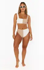 Pacific Top ~ Vanilla Latte Scrunch(XS)