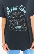 Travis Tee ~ Cocktail Club Graphic(XS)