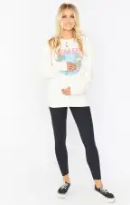 Vada Sweatshirt ~ Catch Flights Graphic(XS)