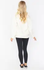 Vada Sweatshirt ~ Catch Flights Graphic(XS)