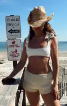 Bahamas Bow Top ~ Ivory Rib Scrunch(XS)