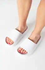 Matisse Kona Slide Sandal ~ White(6)