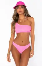Lusana Baha Visor ~ Hot Pink(OS)