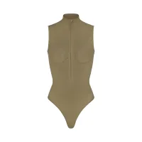 SEAMLESS SCULPT ZIP FRONT SLEEVELESS THONG BODYSUIT