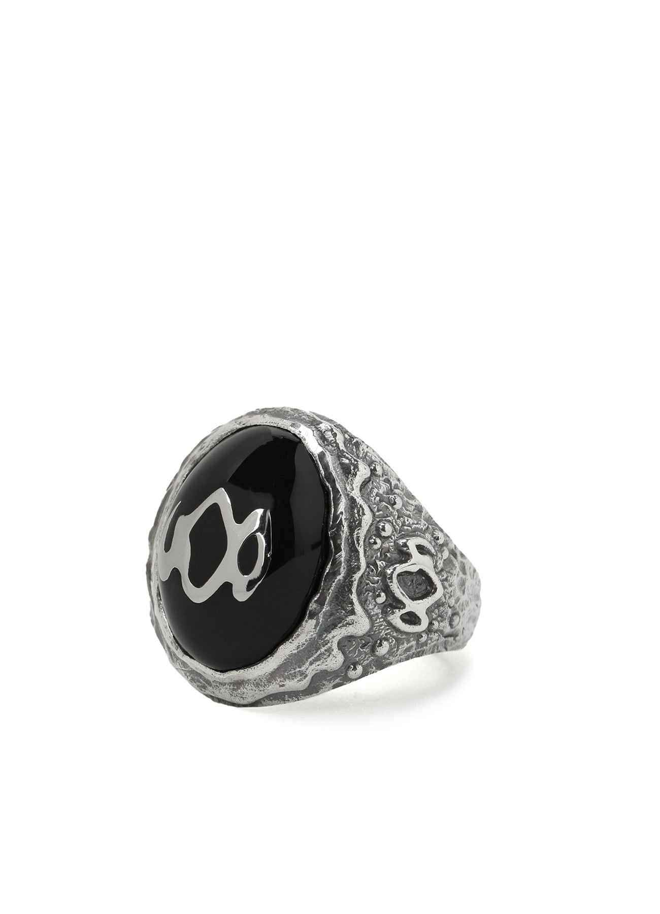 OVAL RING