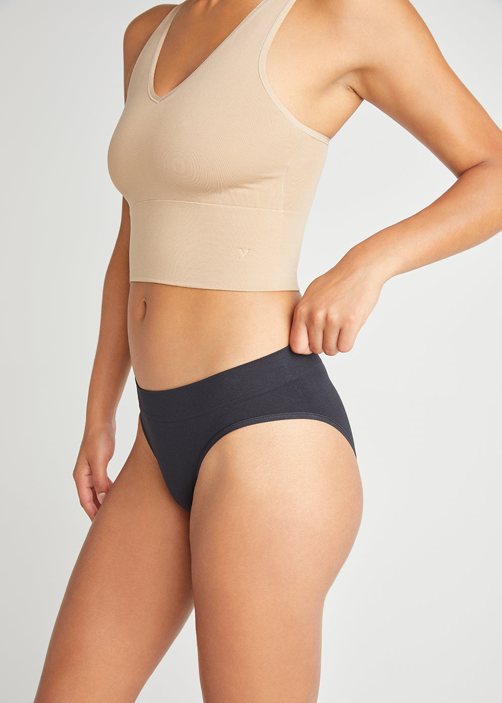 Claudia Longline Bra Top w/ Removable Pads(Almond,S/M)