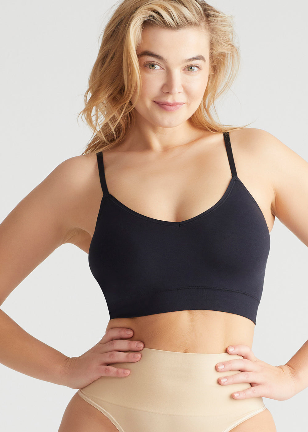 Cadence Comfortably Curved Bra w/ Removable Pads(Black,S/M)