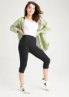 Talia Crop Capri Shaping Legging - 360Sculpt™ Cotton(Black,XS)