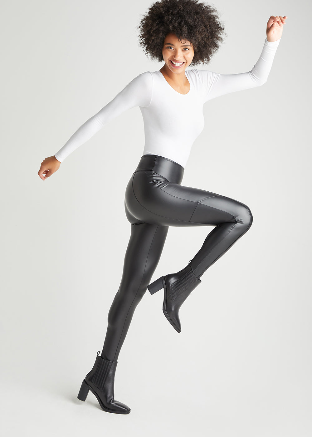 Long Sleeve Shaping Thong Bodysuit - Yummie SoftServe™(White,S/M)